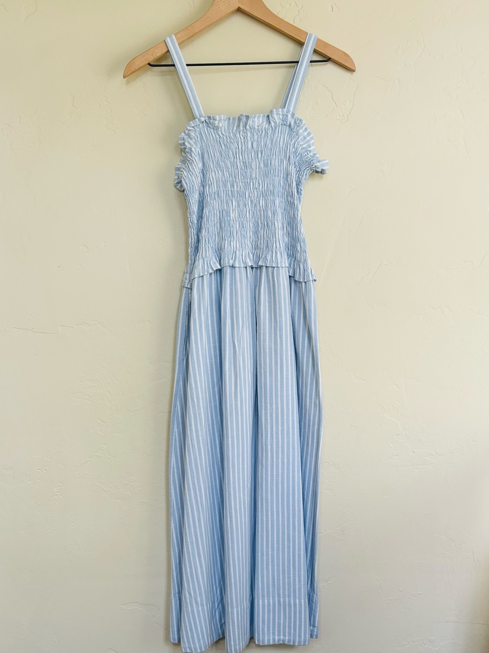 Universal Thread Women’s Sleeveless Woven Midi Sundress Blue & White Striped S